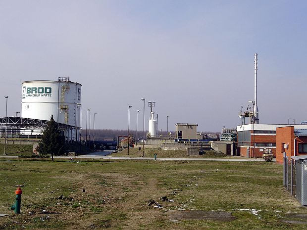 Rafinerija direktno ugrožava zdravlje građana Slavonskog Broda i okolnih mjesta