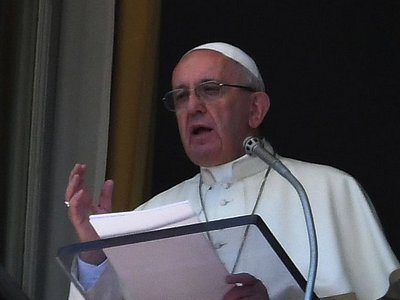 Želim naglasiti i ponoviti svoje suosjećanje sa svim žrtvama nehumanog sukoba u Siriji - rekao je Papa 