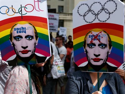 Provokativni plakati kojima se pozivalo na bojkot Olimpijskih igara u Sočiju doista otvaraju pitanje: odakle toliki paničan strah od homoseksualaca u državnom vrhu Rusije? (DW)