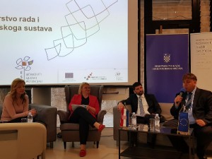 Sudionici prve panel rasprave: Margareta Mađerić (L), Katarina Ivanković Knežević,  Domagoj Trupeljak, Luka Bogdan. (foto: NZRCD)