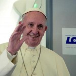 Papa Franjo: Ako govorim o islamističkom nasilju, moram govoriti o katoličkom nasilju