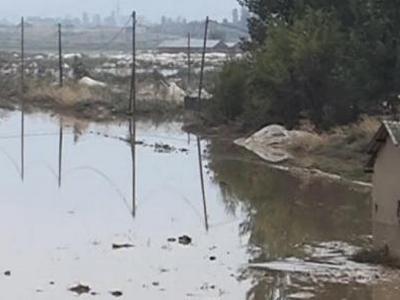 Poplave u Skopju i Tetovu i odnijela najmanje 22 ljudska života 