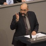 Omid Nouripour: Cilj Trumpove zabrane je zatrovati društvo