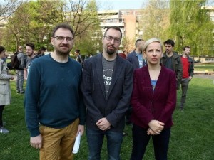Na fotografiji Teodor Celakoski, gradonačelnički kandidat Tomislav Tomašević i Danijela Dolenec. foto HINA / Denis CERIĆ