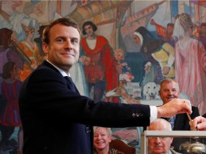 Francuski predsjednički izbori, foto: EPA/CHRISTOPHE ENA