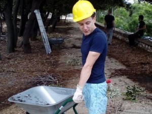 Ivan u volonterskom kampu "Pejzaž sjećanja" na Golom otoku 2016.