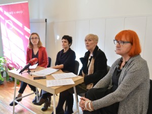 Na fotografiji Josipa Tukara Komljenović, Senka Sekulić, Sanja Sarnavka, Rada Borić. foto HINA/ Admir BULJUBAŠIĆ/ abu