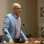 Saborska oporba snažno ‘za’ Aleksićev zakon o zaštiti potrošača