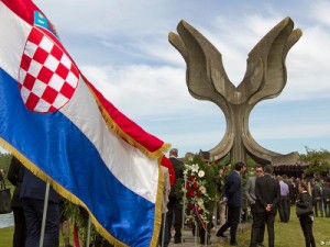 Jasenovac u Hrvatskoj nije zaboravljen, ali je utoliko više pokušaja relativizirati i taj logor i ulogu ustaškog režima.