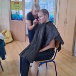 Lijepa frizura razveselila korisnike Udruge za skrb autističnih osoba Rijeka